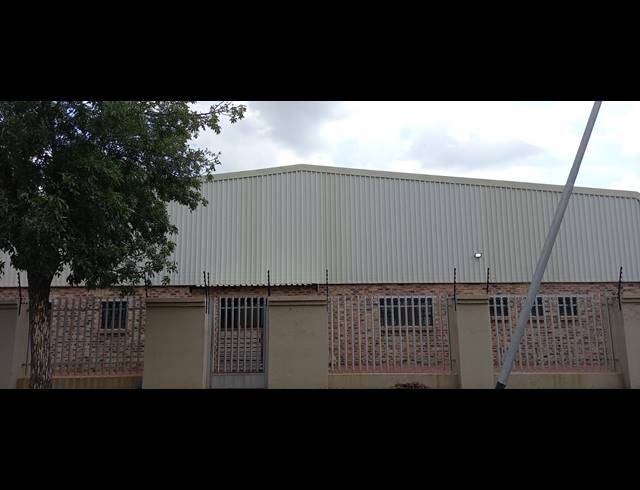 400M² FACTORY FOR SALE IN BRAKPAN CENTRAL